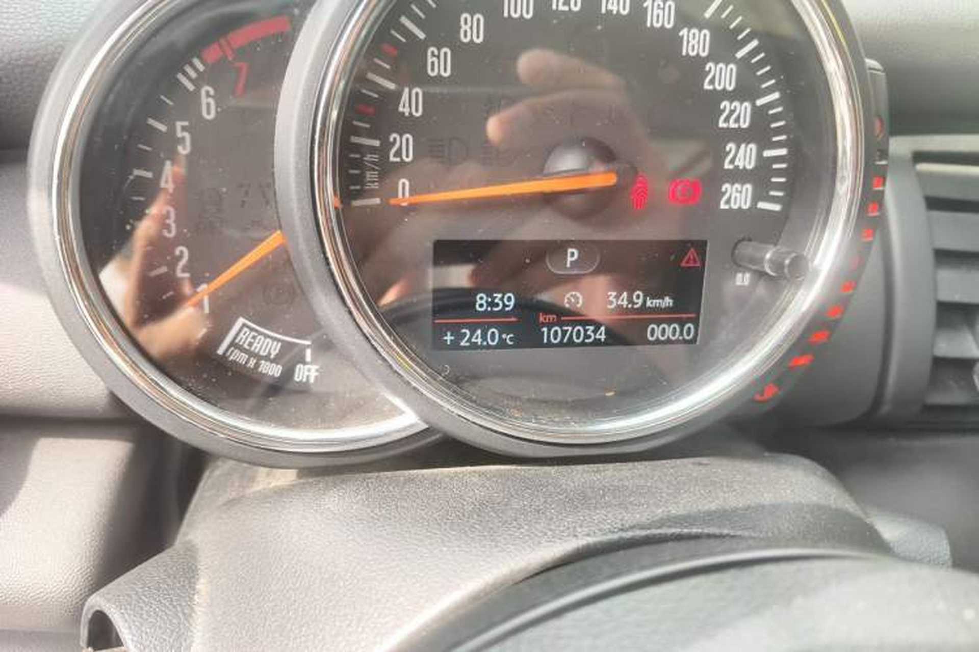 Used MINI 2016 1.2T ONE Pioneer Edition Odometer Close Up