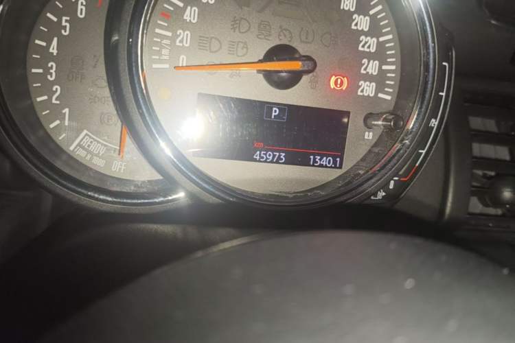 Used MINI 2016 1.2T ONE Pioneer Edition Five-Door Version Odometer Close Up