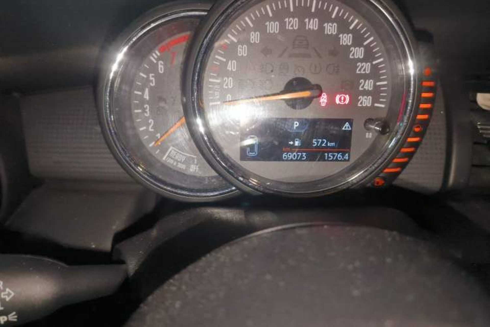 Used MINI 2016 1.5T COOPER Odometer Close Up