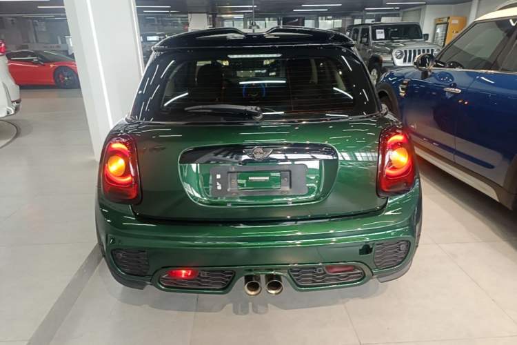 Used MINI 2016 1.5T COOPER Rear