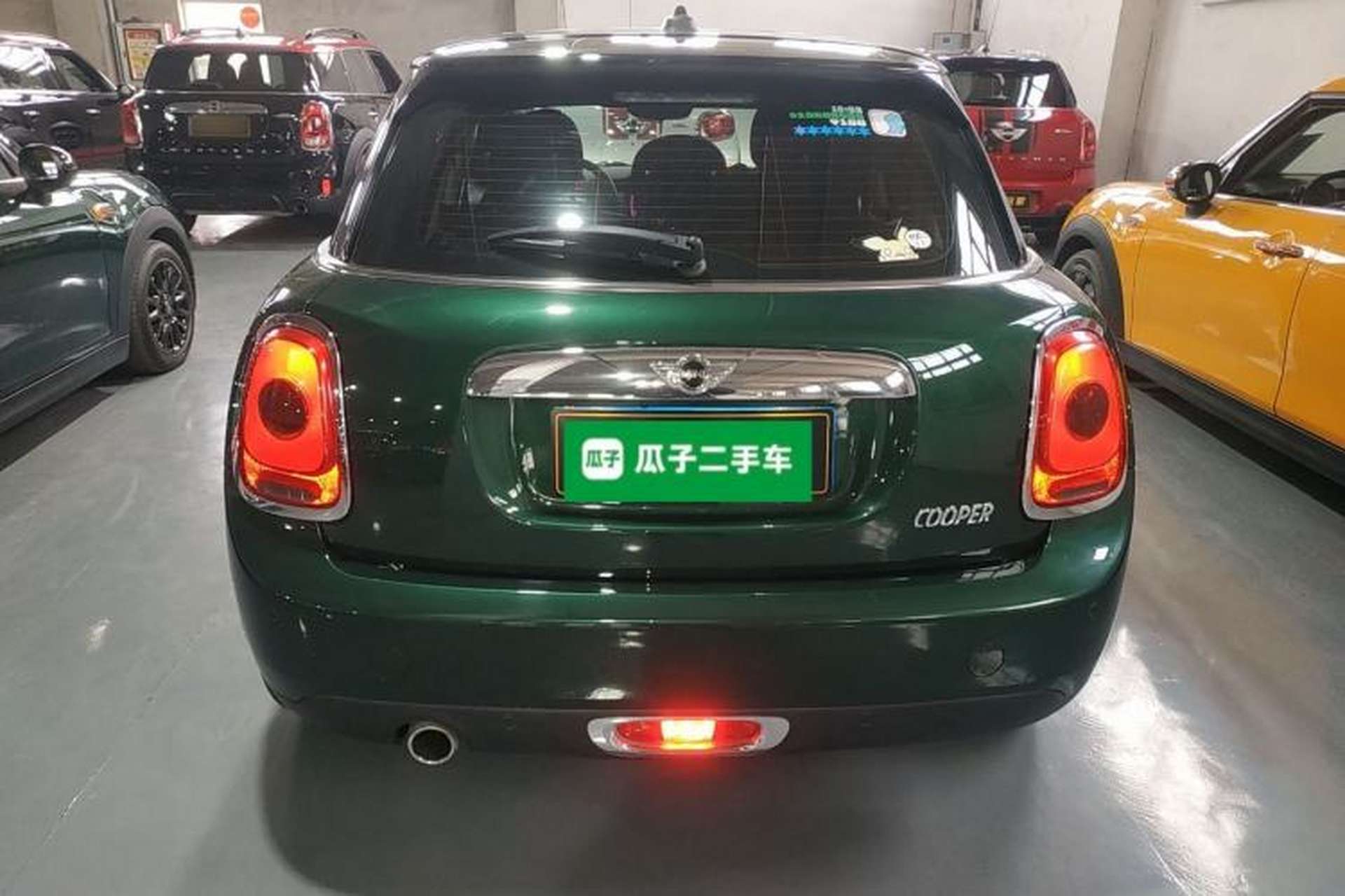 Used MINI 2016 1.5T COOPER Five-Door Edition Rear
