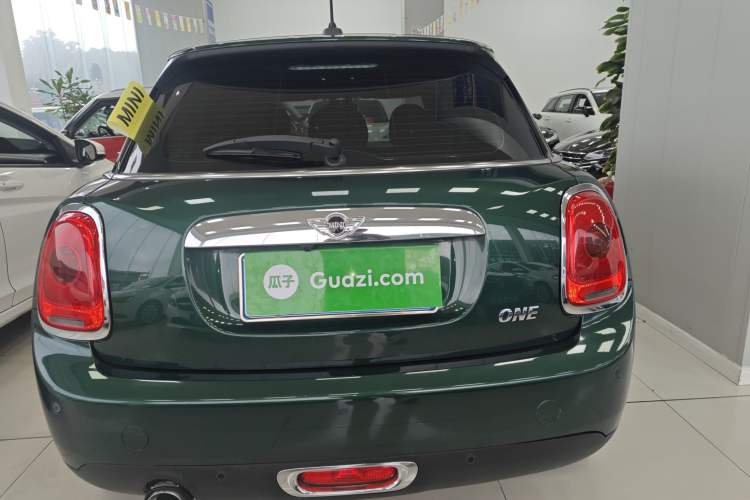 Used MINI 2016 1.2T ONE Pioneer Edition Five-Door Version Rear