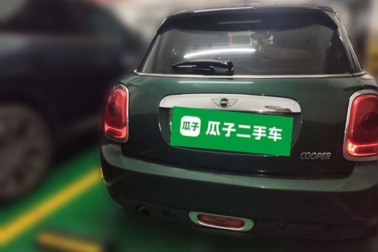 Used MINI 2016 1.5T COOPER Five-Door Edition Rear