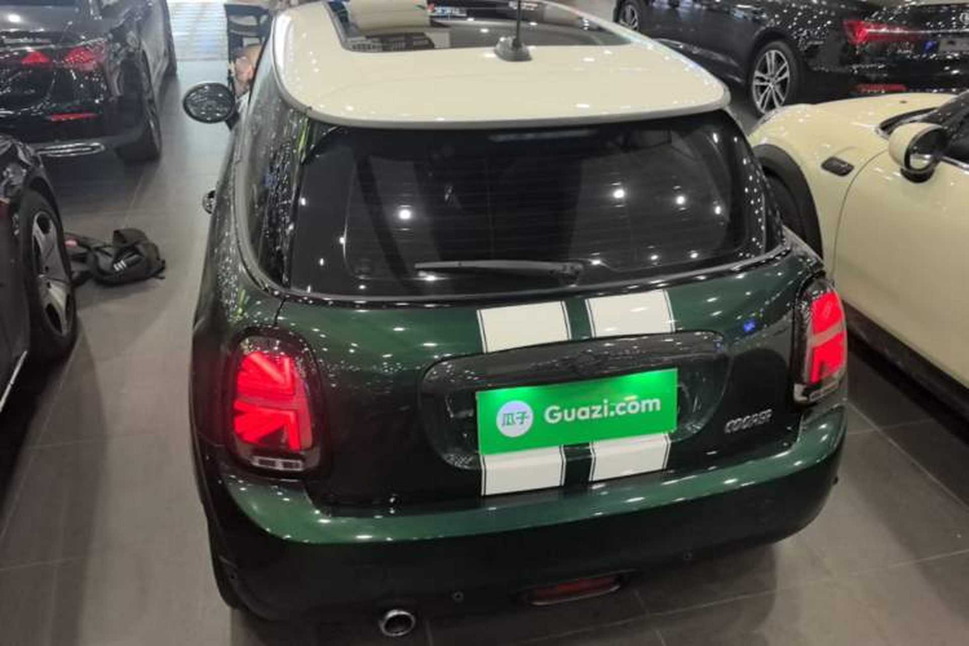 Used MINI 2016 1.5T COOPER Rear