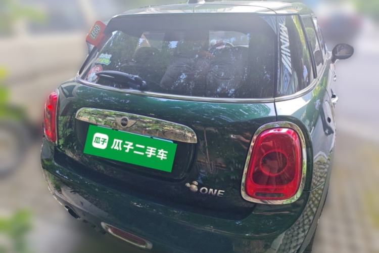Used MINI 2016 1.2T ONE Pioneer Edition Five-Door Version Rear
