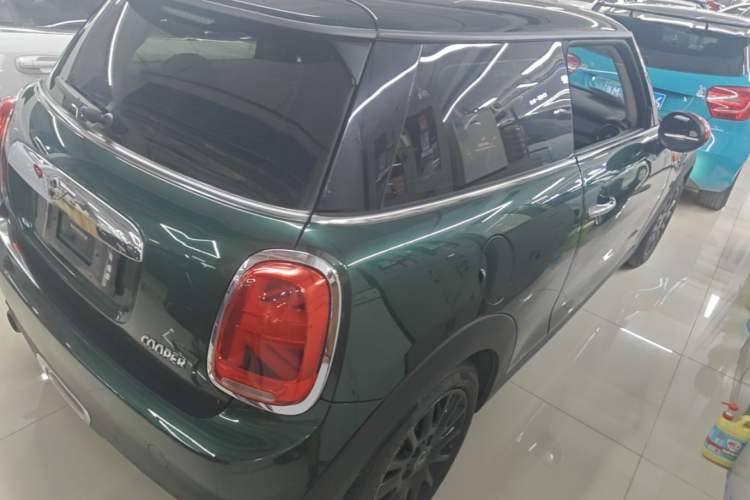 Used MINI 2016 1.5T COOPER Rear Right 45 Deg