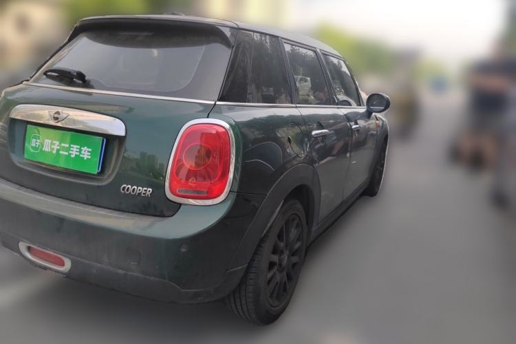 Used MINI 2016 1.5T COOPER Five-Door Edition Rear Right 45 Deg