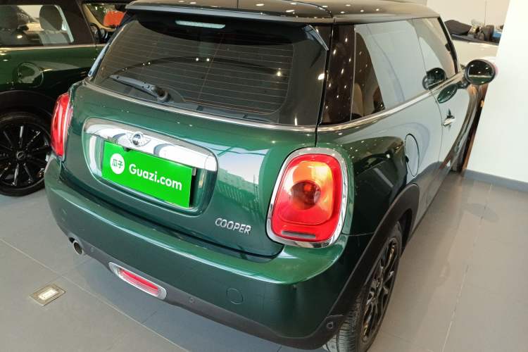 Used MINI 2016 1.5T COOPER Rear Right 45 Deg