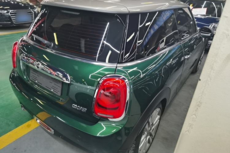 Used MINI 2016 1.5T COOPER SEVEN Rear Right 45 Deg
