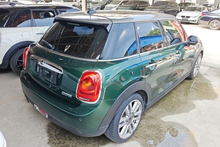 Used MINI 2016 1.5T COOPER SEVEN Five-Door Edition Rear Right 45 Deg