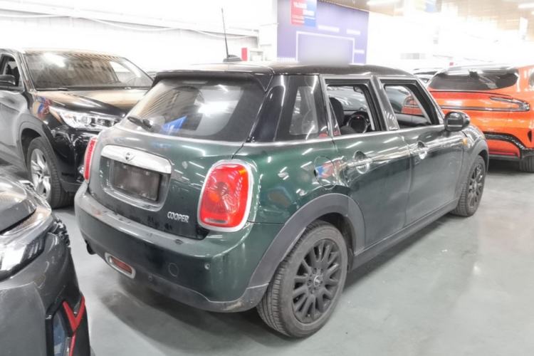 Used MINI 2016 1.5T COOPER Five-Door Edition Rear Right 45 Deg
