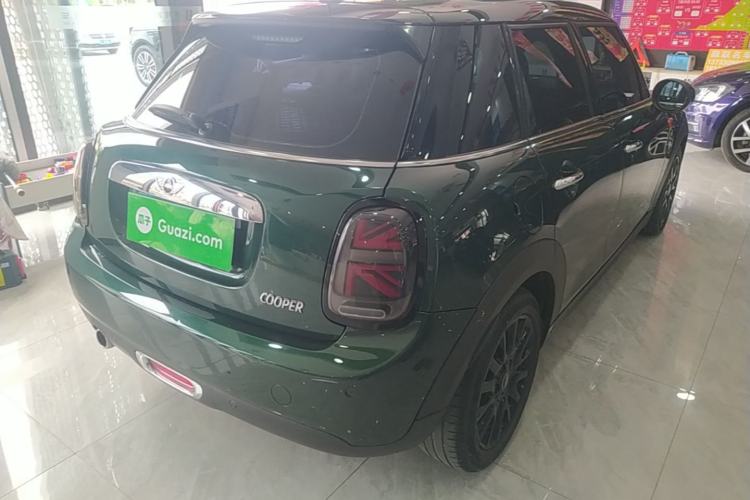 Used MINI 2016 1.5T COOPER Five-Door Edition Rear Right 45 Deg