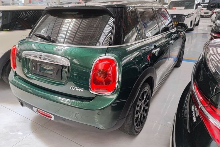 Used MINI 2016 1.5T COOPER Five-Door Edition Rear Right 45 Deg