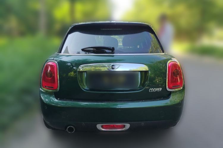 Used MINI 2016 1.5T COOPER Five-Door Edition Rear