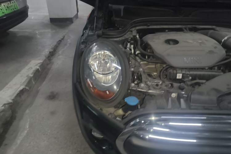 Used MINI 2016 1.2T ONE Pioneer Edition Five-Door Version Right Front Headlight