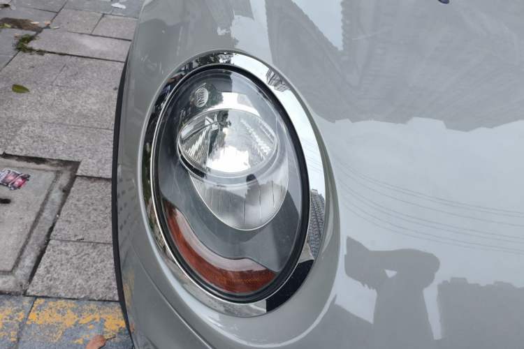 Used MINI 2016 1.2T ONE Pioneer Edition Right Front Headlight