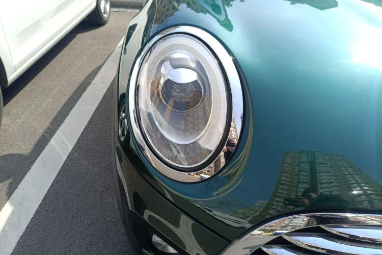 Used MINI 2016 1.5T COOPER Avant-Garde Right Front Headlight