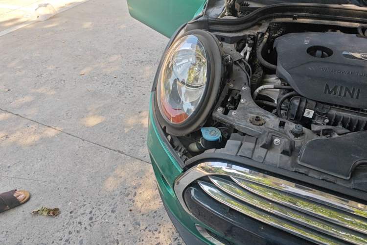 Used MINI 2016 1.5T COOPER Right Front Headlight