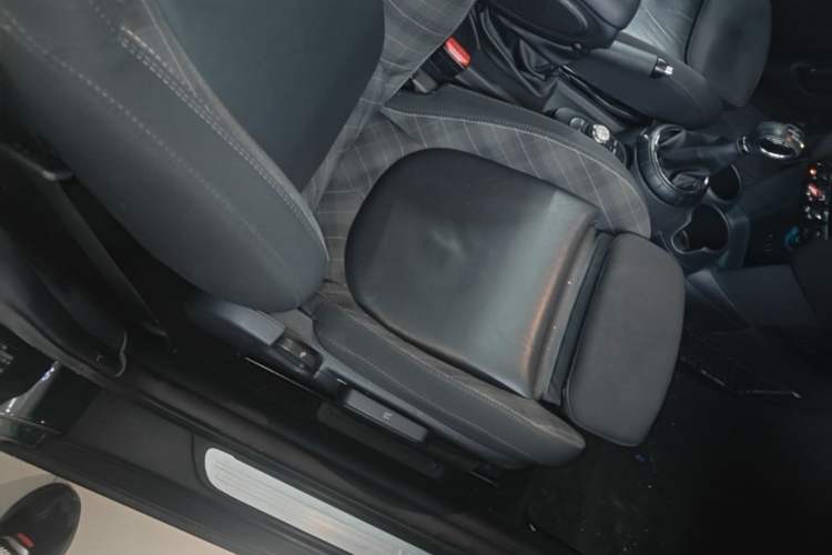 Used MINI 2016 1.5T COOPER Right Front Seat