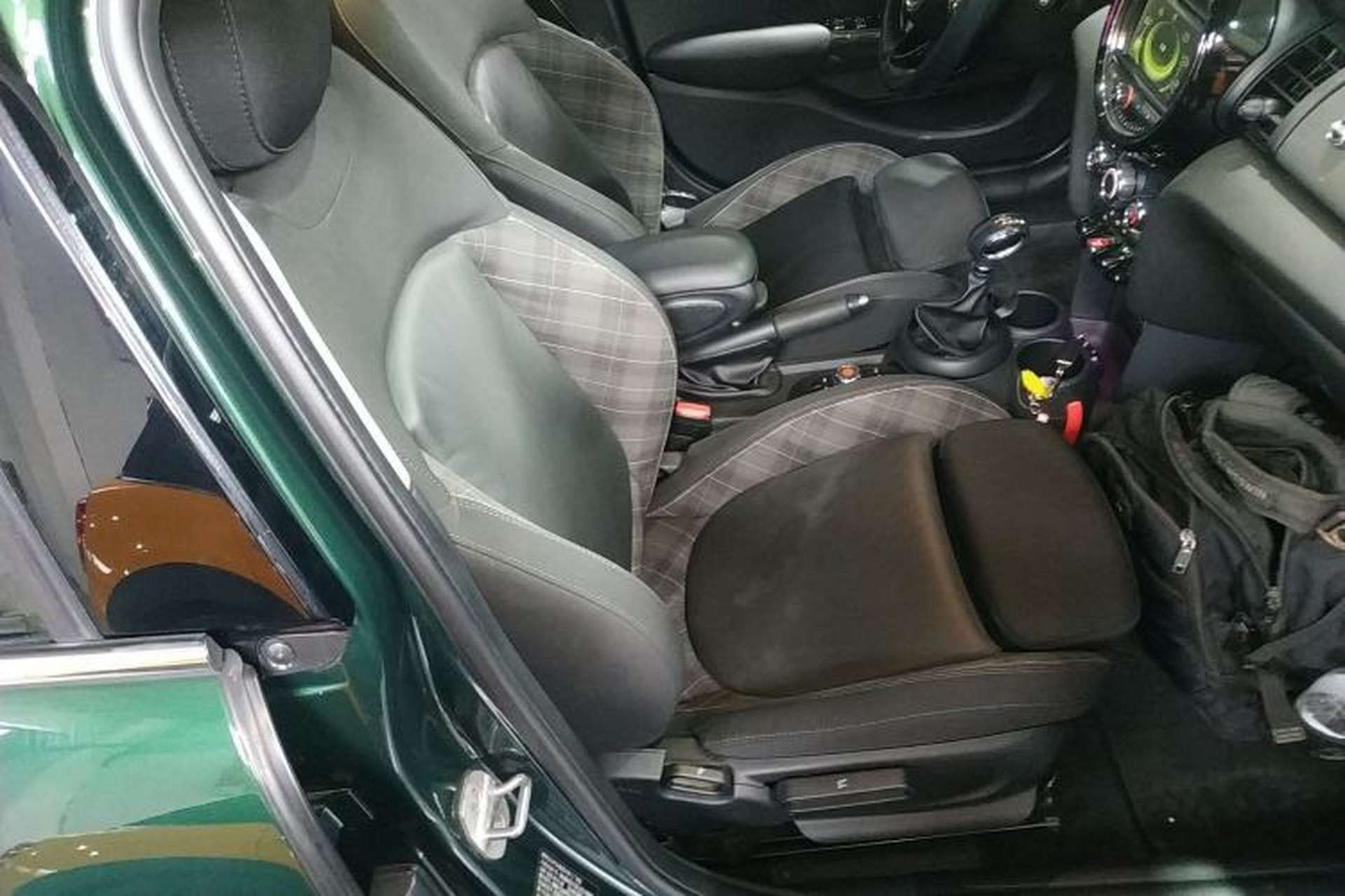 Used MINI 2016 1.5T COOPER Five-Door Edition Right Front Seat