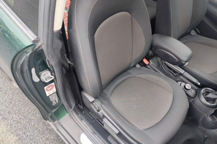 Used MINI 2016 1.2T ONE Pioneer Edition Right Front Seat