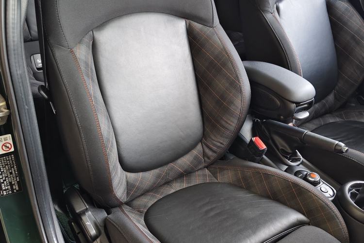 Used MINI 2016 1.5T COOPER SEVEN Five-Door Edition Right Front Seat