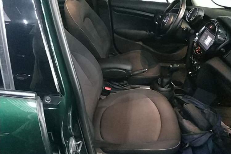 Used MINI 2016 1.2T ONE Five-Door Edition Right Front Seat