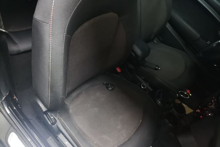 Used MINI 2016 1.2T ONE Pioneer Edition Right Front Seat