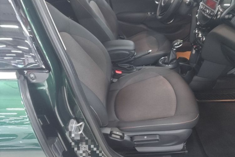 Used MINI 2016 1.2T ONE Pioneer Edition Five-Door Version Right Front Seat