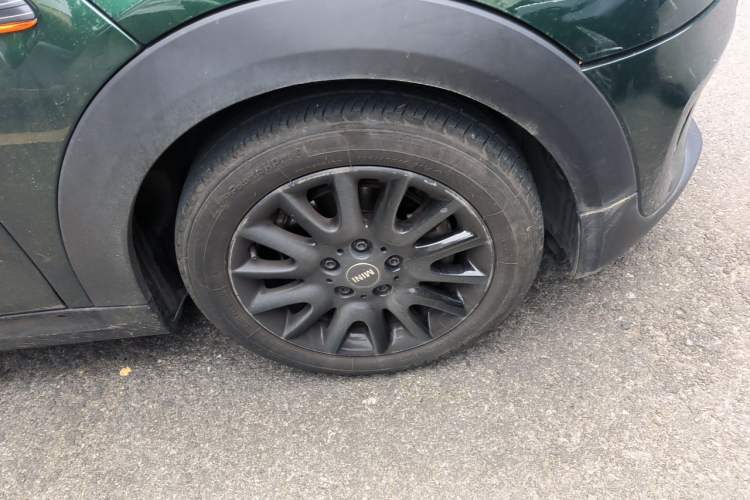 Used MINI 2016 1.2T ONE Right Front Wheel Hub
