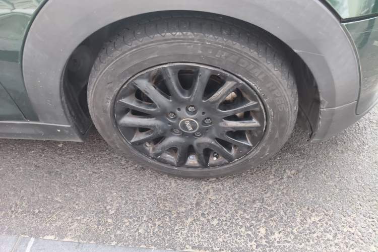 Used MINI 2016 1.2T ONE Pioneer Edition Right Front Wheel Hub