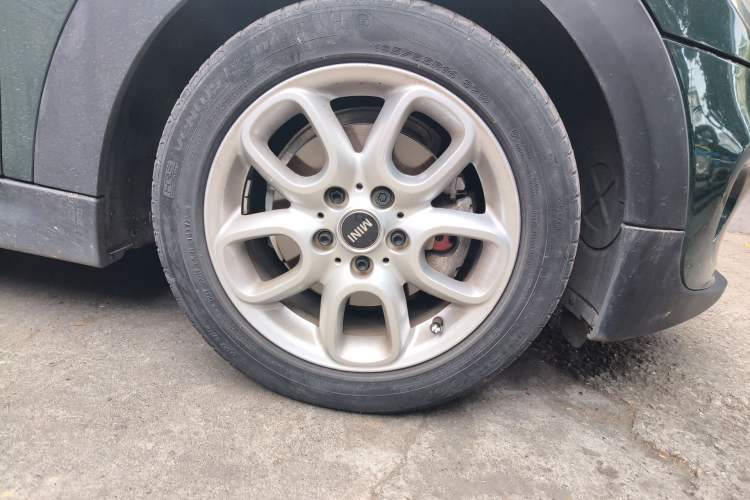 Used MINI 2016 1.5T COOPER Right Front Wheel Hub