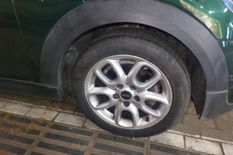 Used MINI 2016 1.5T COOPER Right Front Wheel Hub