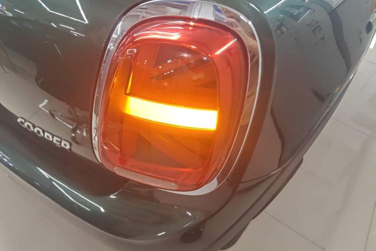 Used MINI 2016 1.5T COOPER Right Rear Taillight