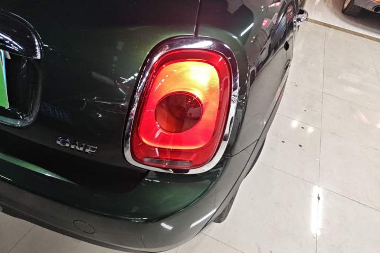 Used MINI 2016 1.2T ONE Five-Door Edition Right Rear Taillight