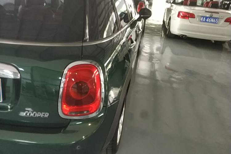 Used MINI 2016 1.5T COOPER Five-Door Edition Right Rear Taillight