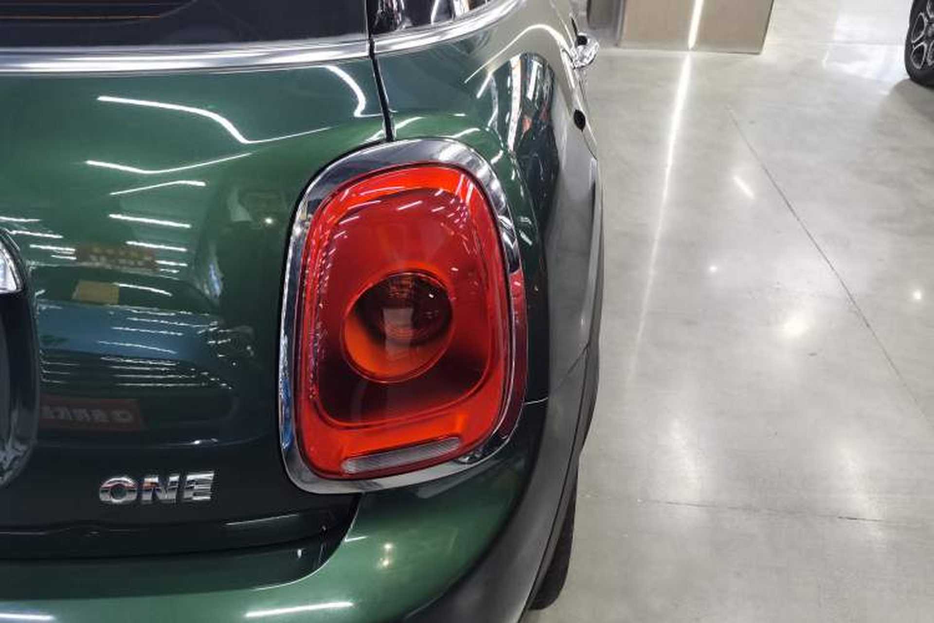 Used MINI 2016 1.2T ONE Pioneer Edition Five-Door Version Right Rear Taillight
