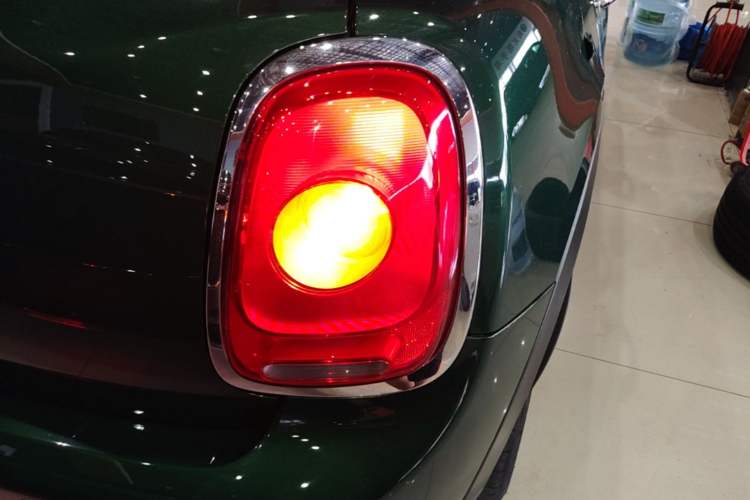 Used MINI 2016 1.2T ONE Five-Door Edition Right Rear Taillight