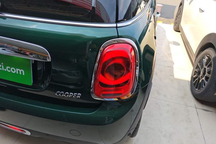 Used MINI 2016 1.5T COOPER Avant-Garde Right Rear Taillight