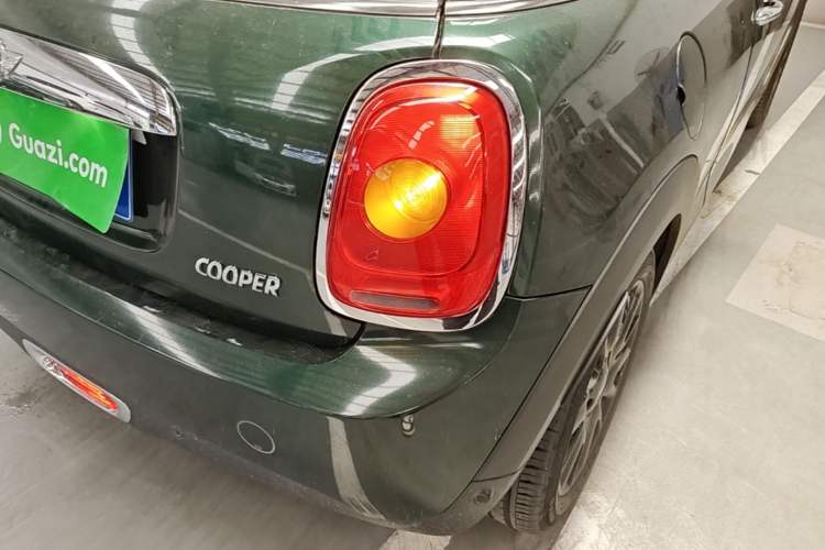 Used MINI 2016 1.5T COOPER Right Rear Taillight