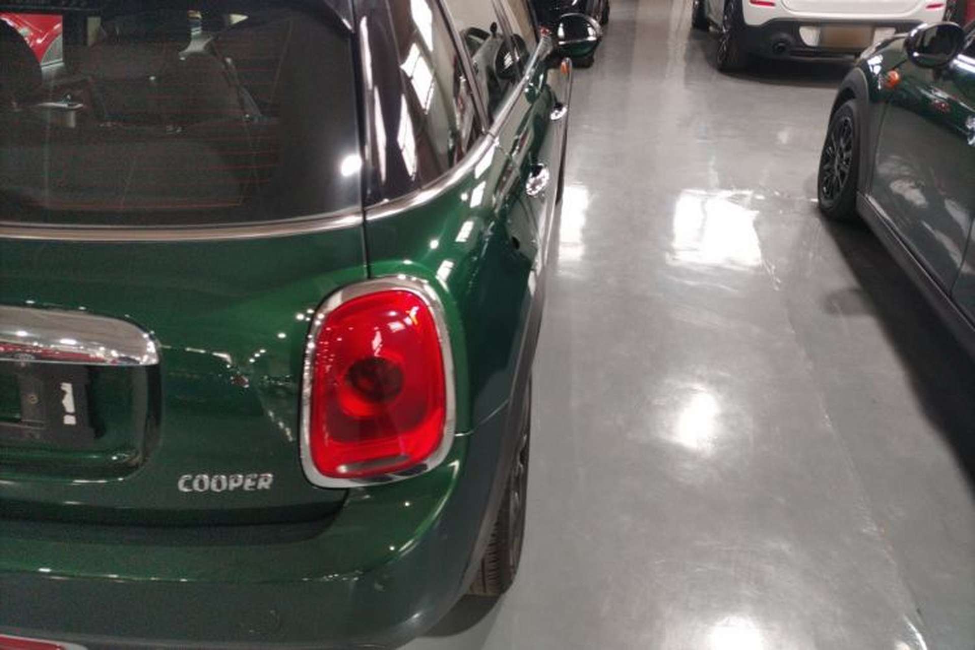 Used MINI 2016 1.5T COOPER Five-Door Edition Right Rear Taillight