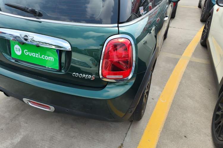 Used MINI 2016 1.2T ONE Pioneer Edition Right Rear Taillight