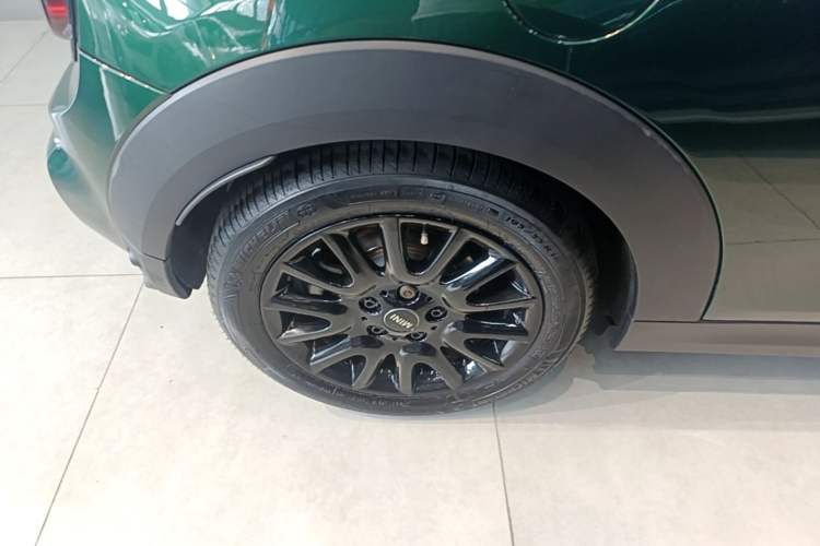 Used MINI 2016 1.5T COOPER Right Rear Wheel Hub