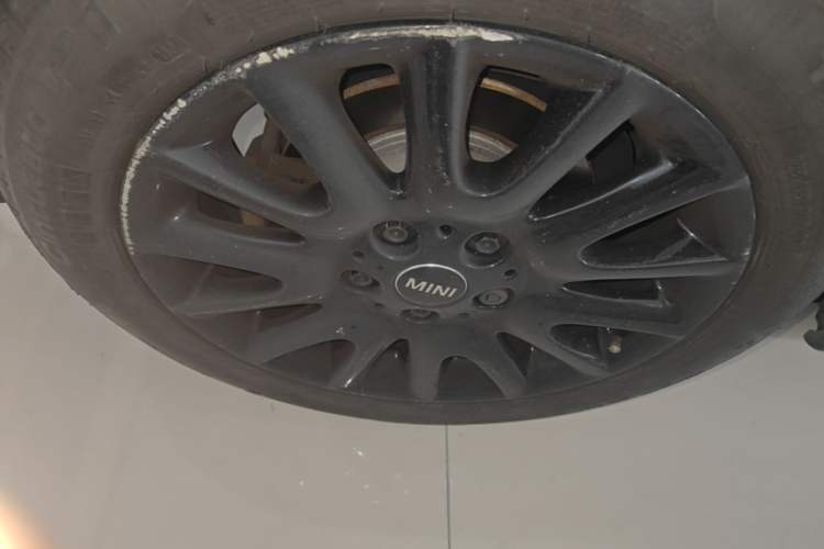 Used MINI 2016 1.5T COOPER Right Rear Wheel Hub