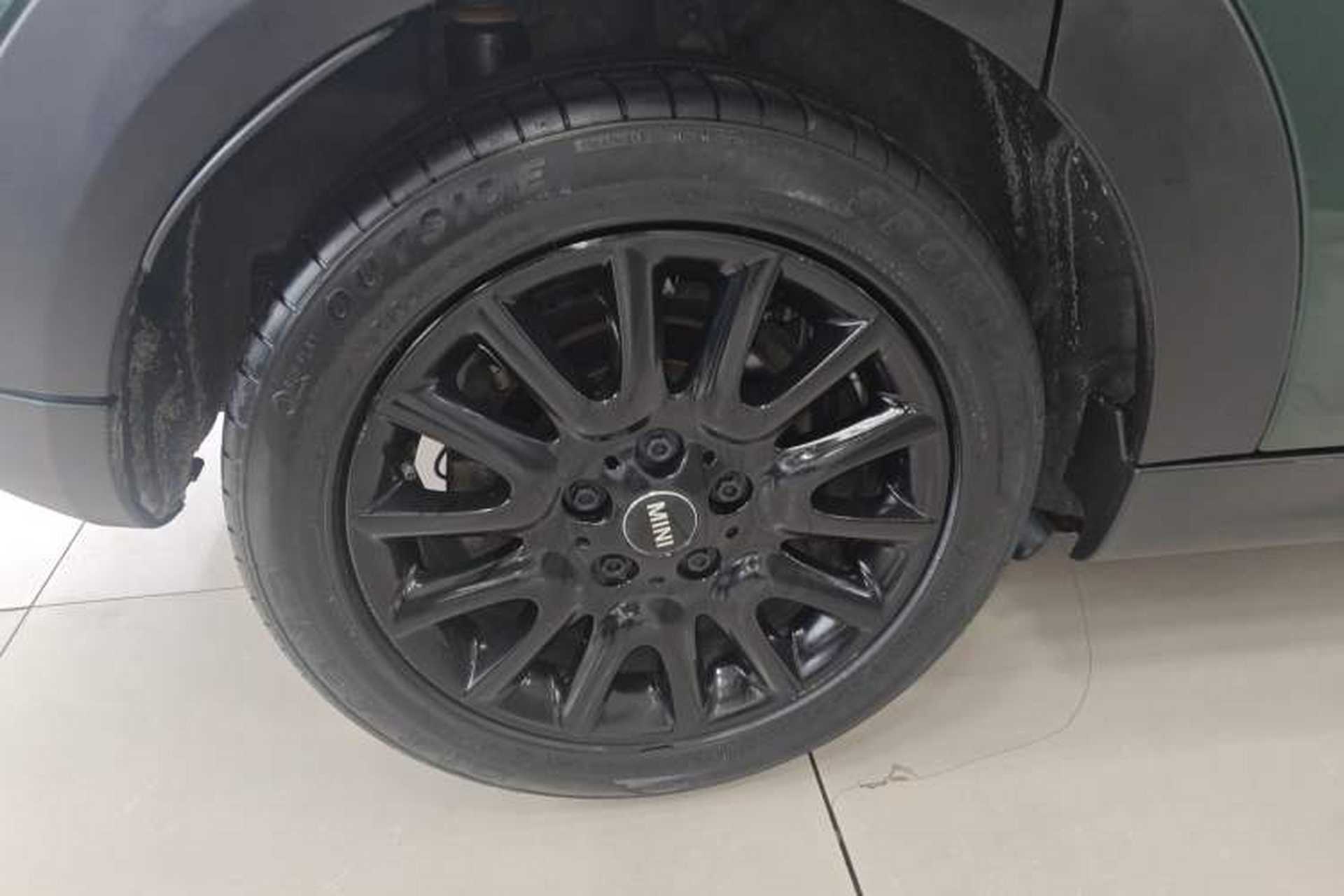 Used MINI 2016 1.2T ONE Pioneer Edition Five-Door Version Right Rear Wheel Hub