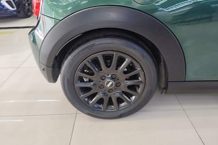Used MINI 2016 1.2T ONE Pioneer Edition Right Rear Wheel Hub