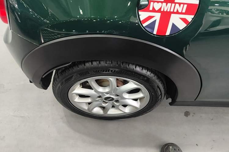 Used MINI 2016 1.2T ONE Pioneer Edition Right Rear Wheel Hub