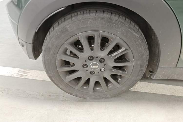 Used MINI 2016 1.5T COOPER Right Rear Wheel Hub