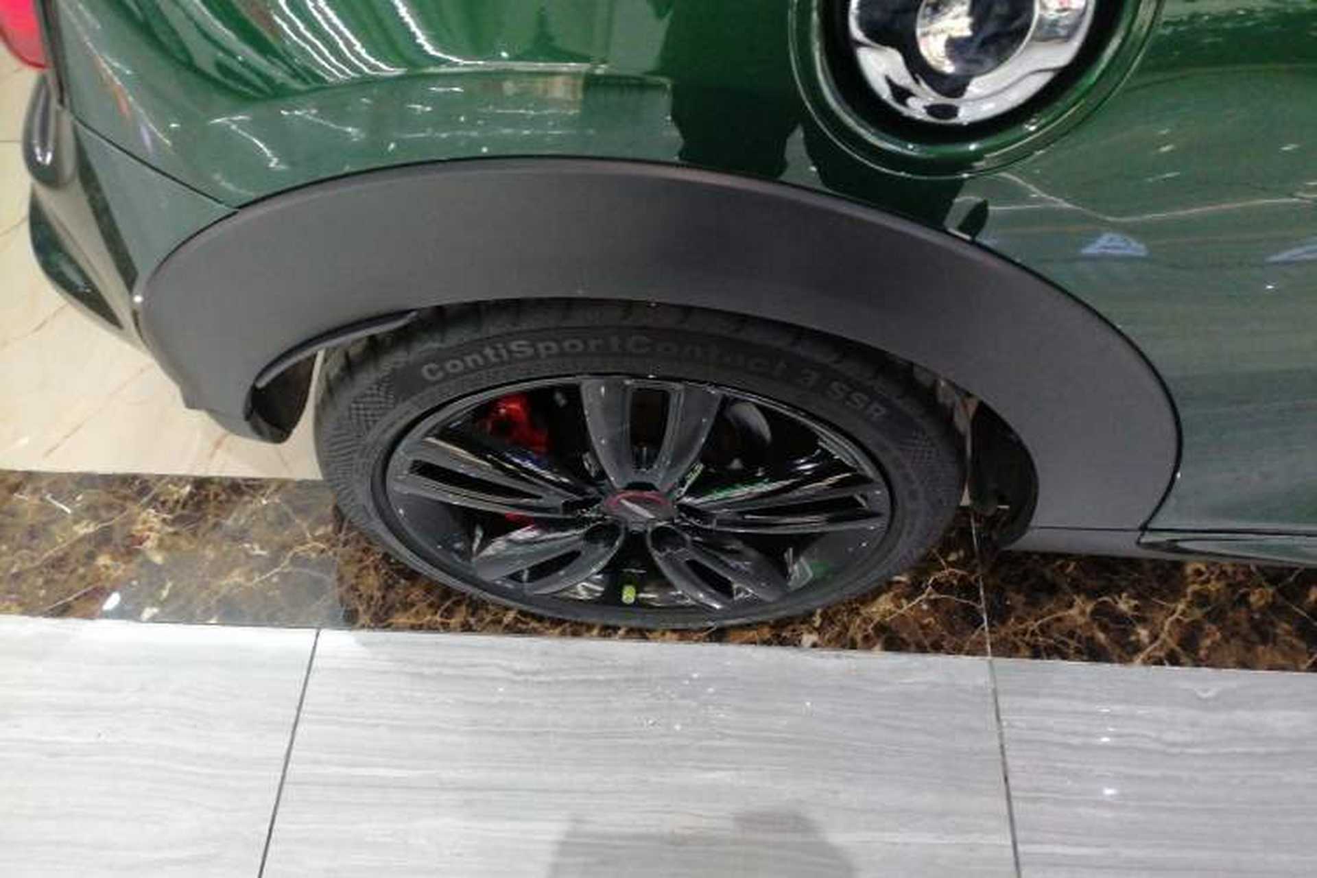 Used MINI 2016 2.0T COOPER S Performance-oriented Right Rear Wheel Hub