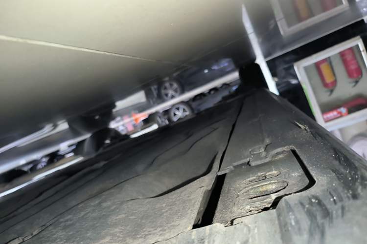 Used MINI 2016 1.2T ONE Five-Door Edition Right Side Sill